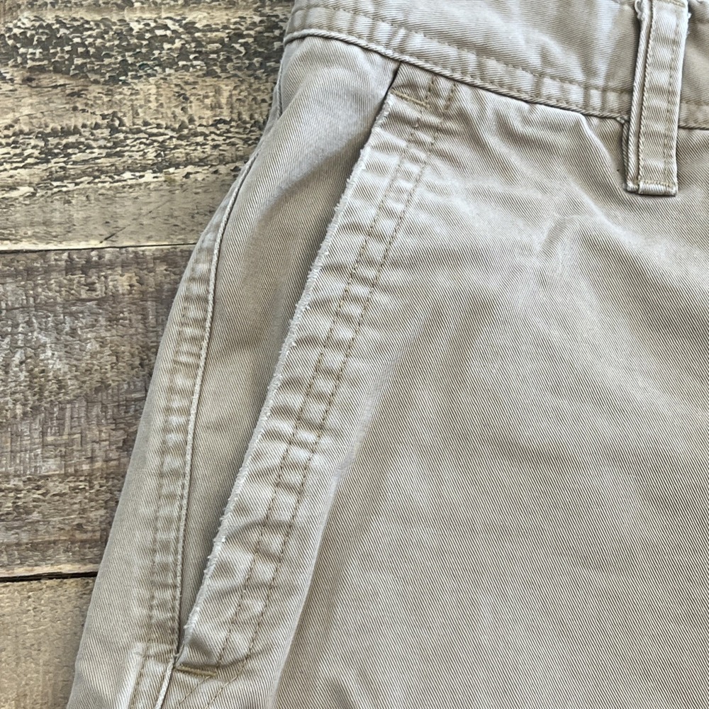 Vintage GAP Standard Cargo Shorts Mens Size 34 Khaki Pockets Y2K - Picture 2 of 16